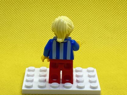 LEGO Ice Cream Vendor Minifigure - Image 3