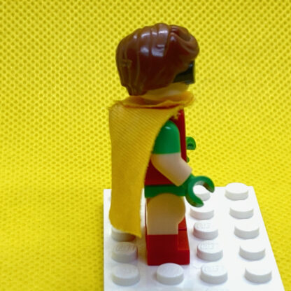 LEGO Robin Minifigure with Goggles - Image 5