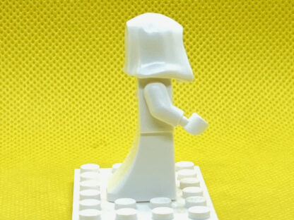 LEGO Minifigure Ghost with White Hood and White Lower Body Skirt - Image 2