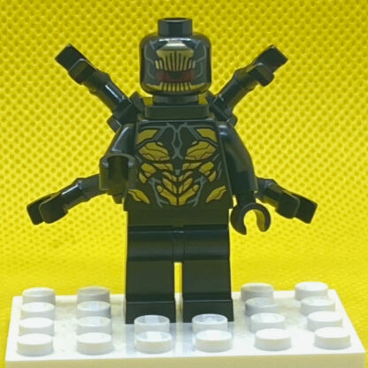 LEGO Outrider with Extended Arms Minifigure