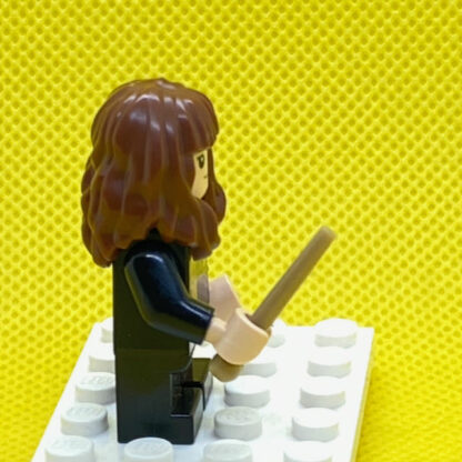 LEGO 75964 Minifigures - Hermione Granger - Image 5