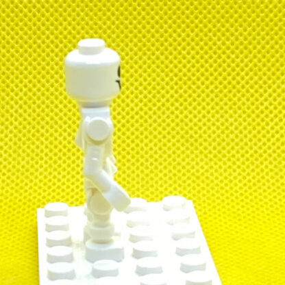 LEGO Minifigure Skeleton with Standard Skull, Bent Arms Vertical Grip - Image 3