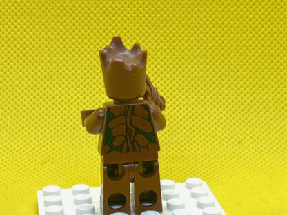 LEGO Teen Groot (Infinity War) Minifigure - Image 2