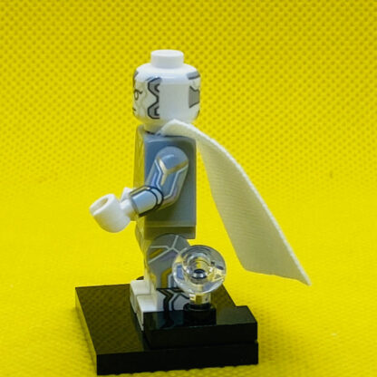 LEGO 71031 Marvel Minifigure - The Vision - Image 4