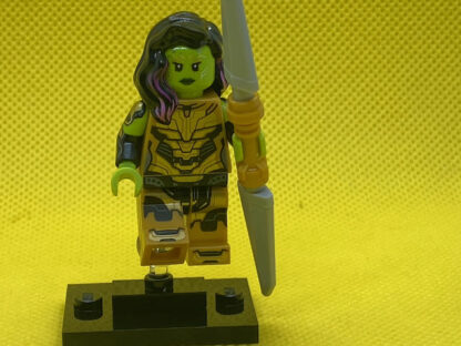 LEGO 71031 Marvel Minifigure - Gamora with the Blade of Thanos - Image 3