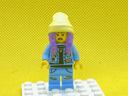 LEGO Parker L Jackson Minifigure Light blue jacket - Image 2