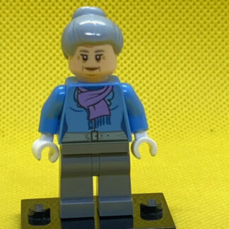 LEGO Aunty May Minifigure