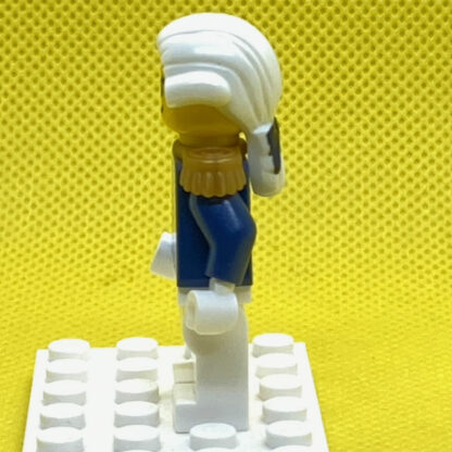 LEGO Admiral Minifigure - Image 5