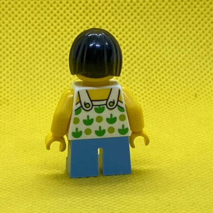 LEGO Child, Halter Top with Green Apples and Lime Spots, Medium Blue Short Legs Minifigure - Image 4