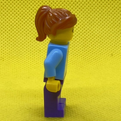 LEGO Cautious Rider Minifigure - Image 3