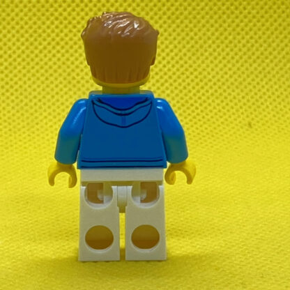 LEGO Cool Customer Minifigure - Image 3