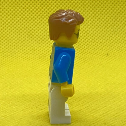 LEGO Cool Customer Minifigure - Image 2