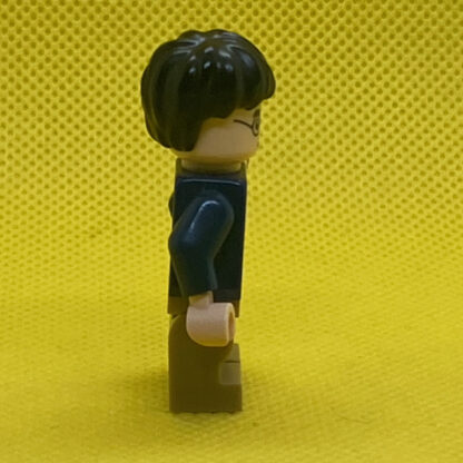 USED LEGO Minifigure Harry Potter, Dark Blue Open Jacket, Dark Tan Medium Legs - Image 3