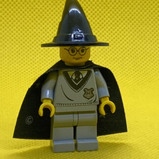 USED LEGO Minifigure Harry Potter, Hogwarts Torso, Light Gray Legs, Black Wizard / Witch Hat, Black Cape with Stars