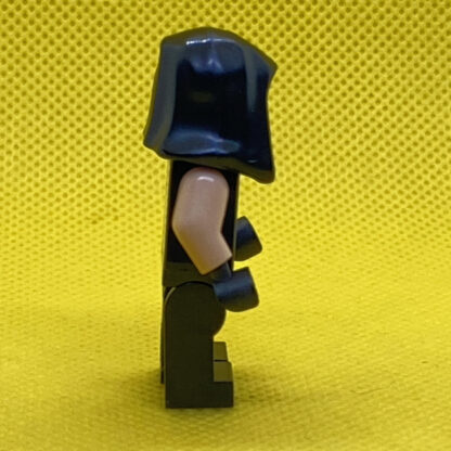 USED LEGO Minifigure Executioner - Image 4