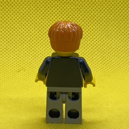 USED LEGO Minifigure Ron Weasley, Black and White Plaid Shirt - Image 3