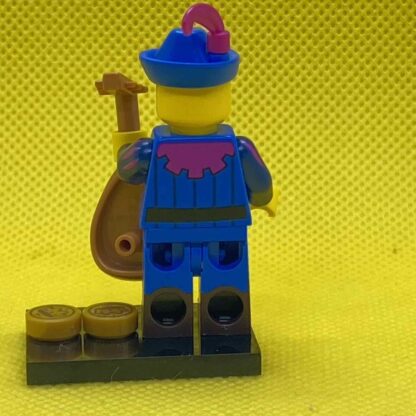 LEGO Troubadour Minifigure - Image 3