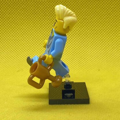 LEGO Figure Skating Champion Minifigure - Image 4