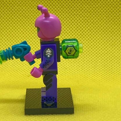 LEGO Space Creature Minifigure - Image 5