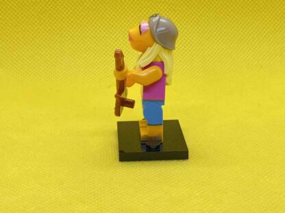 LEGO The Muppets Janice Minifigure - Image 4