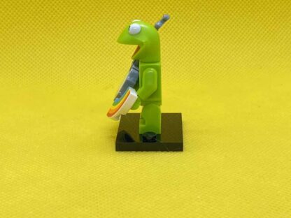 LEGO The Muppets Kermit the Frog Minifigure - Image 2