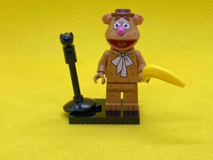 LEGO The Muppets Fozzie Bear Minifigure.