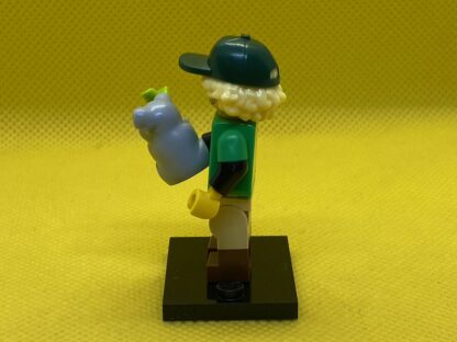 LEGO Conservationist Minifigure - Image 4