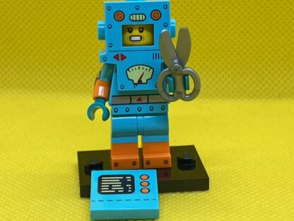 LEGO Cardboard Robot Minifigure Series 23 - Image 5