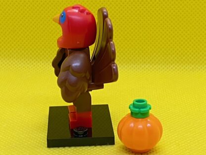 LEGO Turkey Costume Minifigure Series 23 - Image 3