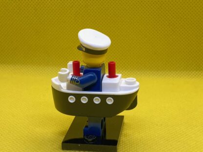 LEGO Ferry Captain Minifigure Series 23 - Image 3