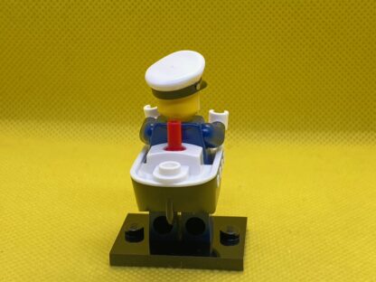 LEGO Ferry Captain Minifigure Series 23 - Image 2