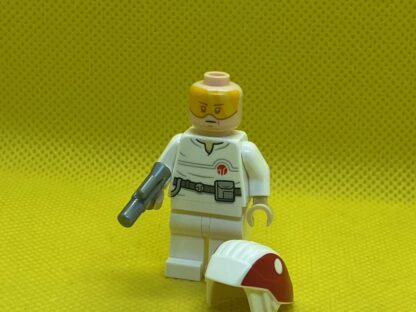 LEGO Cloud Car Pilot Minifigure - Image 2