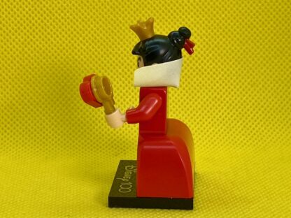 LEGO Disney Series 3 Queen of Hearts Minifigure - Image 5