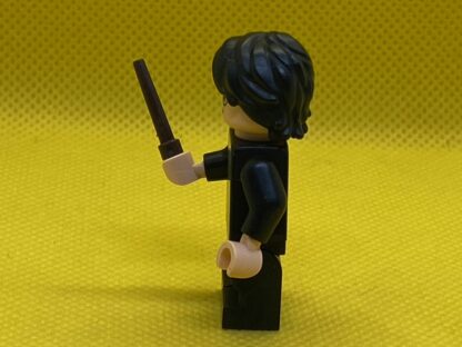 LEGO Harry Potter Minifigure Black Suit, White Bow Tie - Image 4