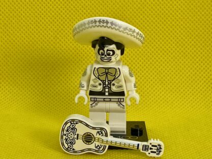 Lego Ernesto de la Cruz Minifigure