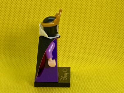 LEGO Disney Series 3 Evil Queen Minifigure - Image 2