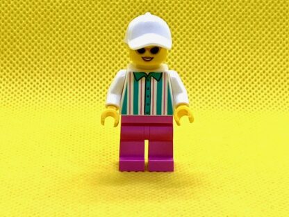 LEGO Ice Cream Vendor - Cap Minifigure