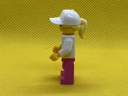 LEGO Ice Cream Vendor - Cap Minifigure - Image 5