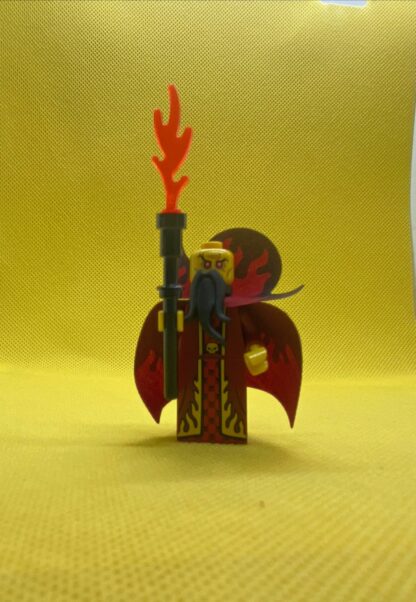 LEGO  71008 CMF Series 13 Evil Wizard Minifigure - Image 2