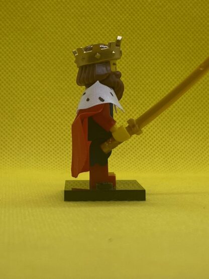 LEGO Classic King Minifigure - Image 4