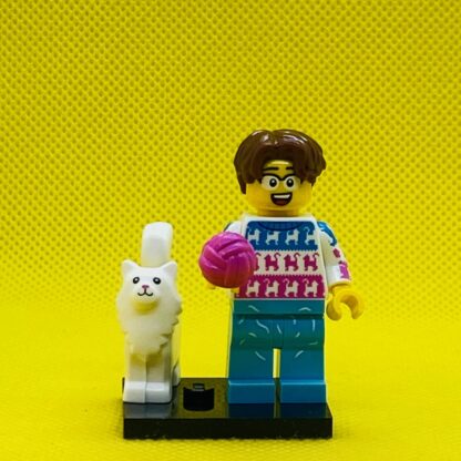 Cat Lover LEGO CMF 27