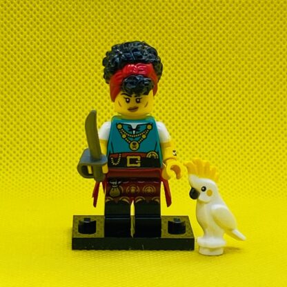 Pirate Quartermaster LEGO Minifigure CMF 27